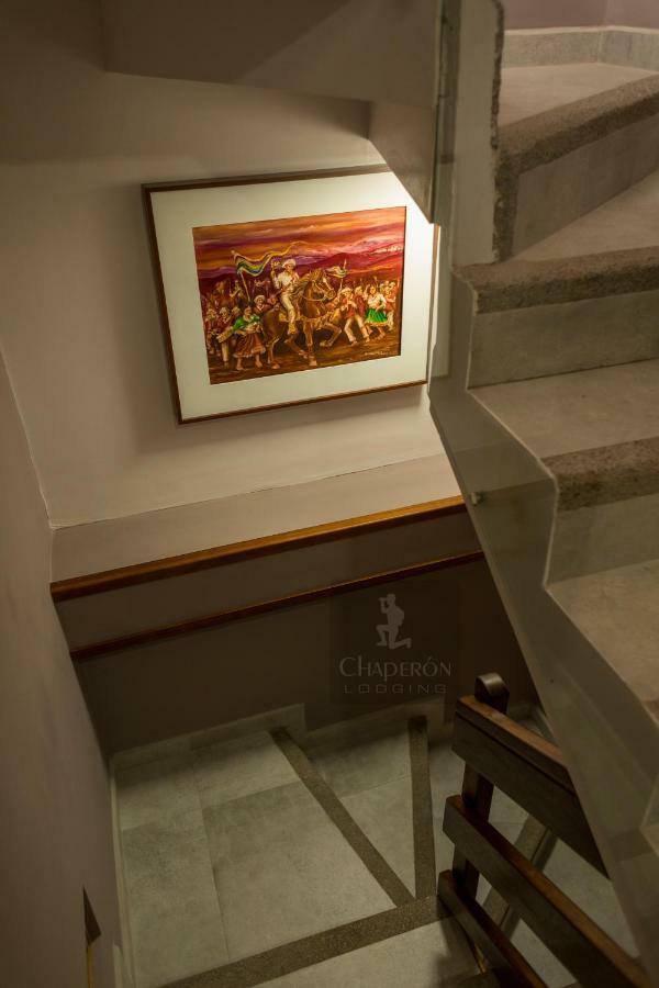 Chaperon Lodging Aparthotel Alausi Ngoại thất bức ảnh